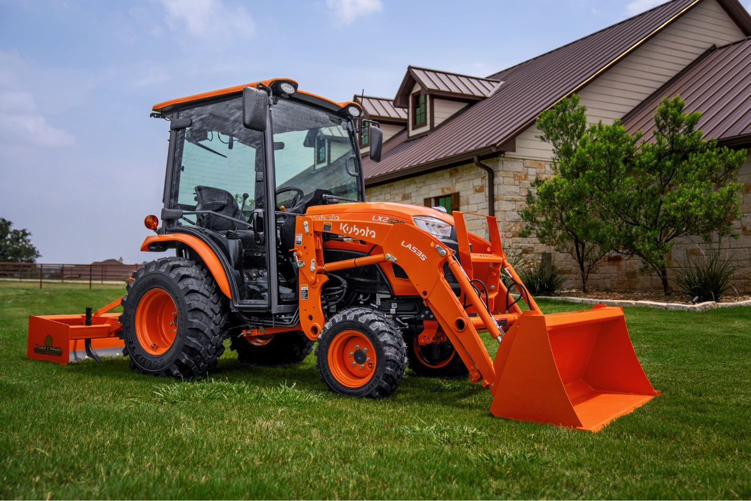 Kubota LX2620 and front loader