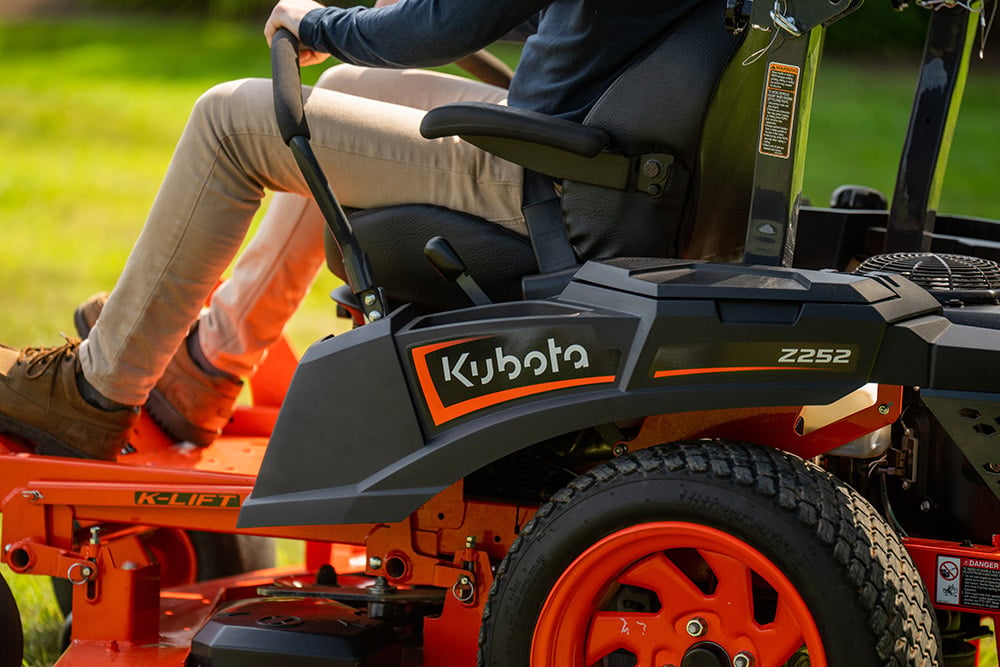 Z252KW-54 - Kubota of Dallas